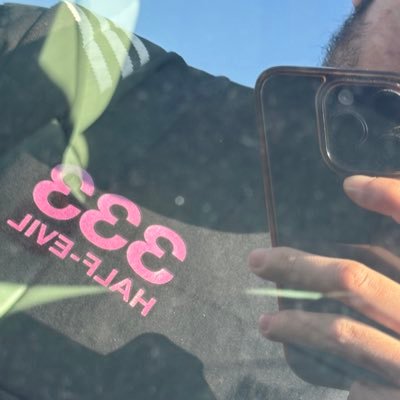 Edward19xx's profile picture. 