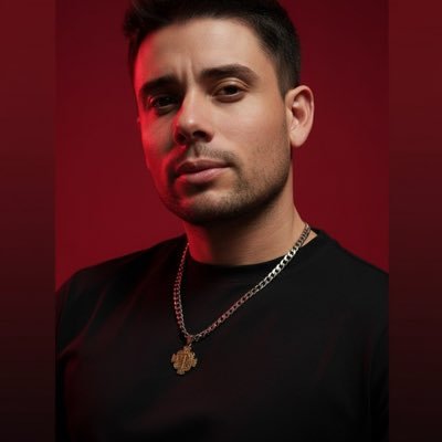 2023_jona's profile picture. 