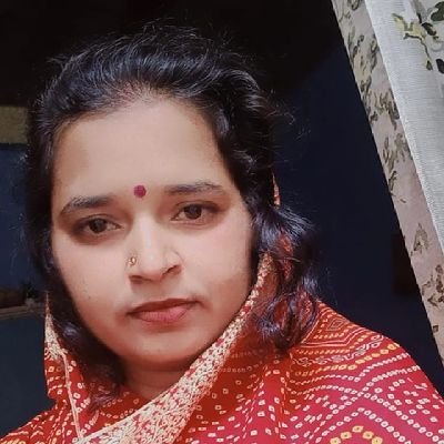 RawatMaya161594's profile picture. 