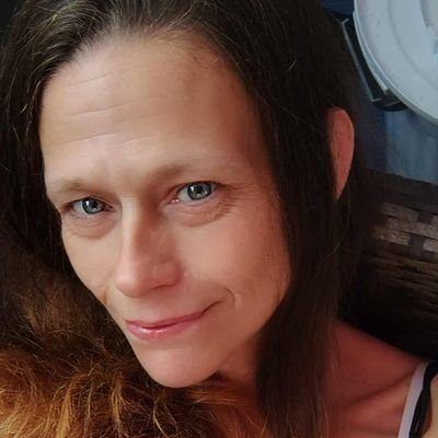 KC051978's profile picture. CUMSLUT KIM