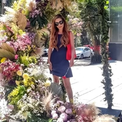 CDMX | Internationalist 🇬🇧🇲🇽 | Fashion designer | Ballet, barre, mindful living. | Creator of @glemmx | All views are strictly personal