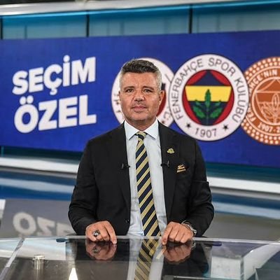 “7 yıldır takımı şampiyon yapamayan başkanı tekrar seçmek bir maceradır. Bu yüzden oylarınızı istiyoruz.”