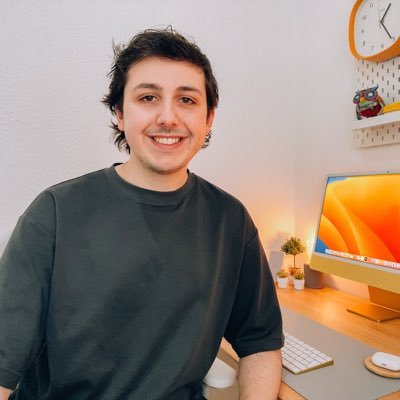 designing stuff for brands & making photos whilst looking after the planet and living with a dead pancreas 🫠✌️ — founder + designer @brocstudio