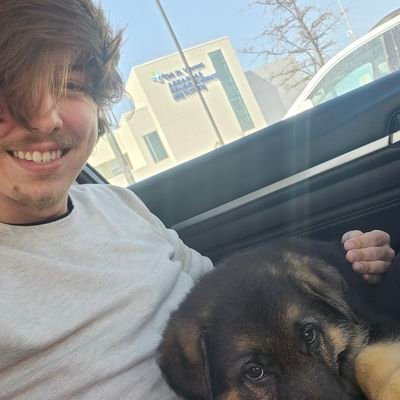 TannerC721's profile picture. The fear of the Lord, that is wisdom; and to depart from evil is understanding (Job 28:28)