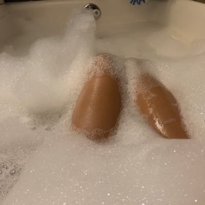 mari_nationn's profile picture. you know you want to 💋 https://t.co/UeJjGP3Nek