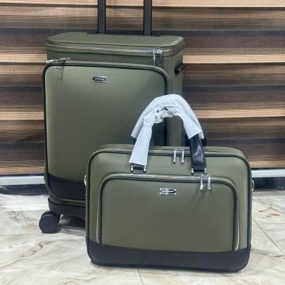 🚚 Payment on delivery only accepted in Lagos
🚚Same day delivery in Lagos
🌍 Worldwide delivery
This account is not affiliated to any brand posted❌❌❌