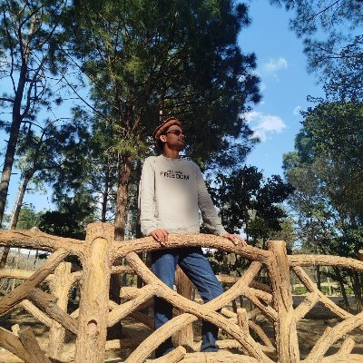 iamwarisahmed's profile picture. Dev