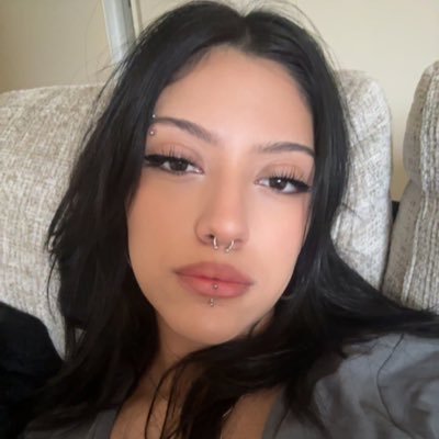 Who needs some Luck 🖤• 19 year old • $40 tribute • Send screenshot to dms