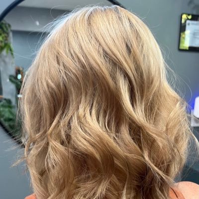Boston Born☘Livin the dream🦞 Pop Culture 👸🏼 R&B Junkie, Maltese, Sarcastic, Reality Fanatic, MARINE Mom, Dunkin's ☕, Believer 🙏🏼 MiMi 👶 Sun Seeker🌞Love❤️