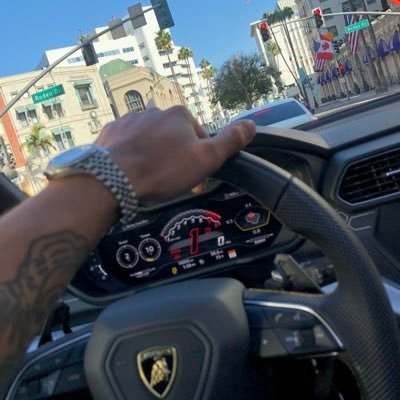 WillyFortune17's profile picture. Im from Flatbush! Naturally the littest 🥷 in the Room! 🤷‍♂️