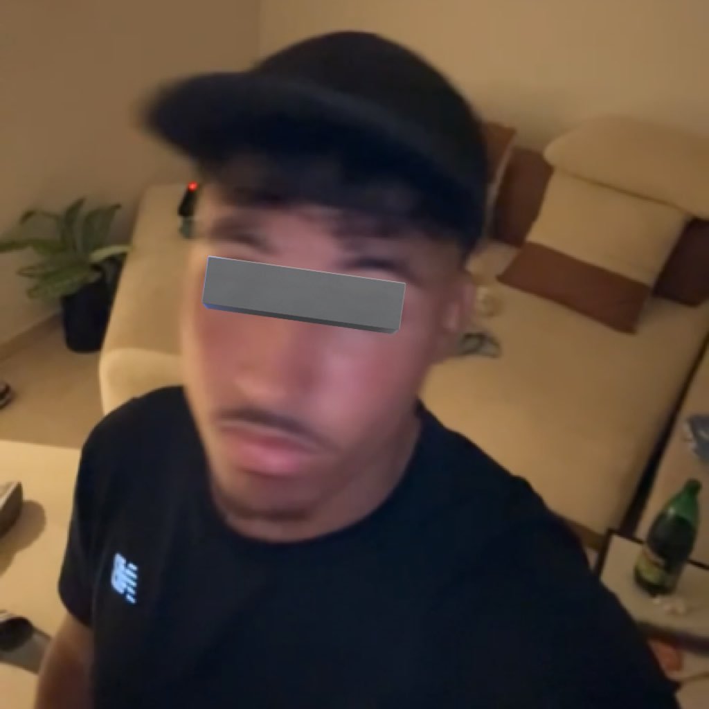 riffi_7's profile picture. 