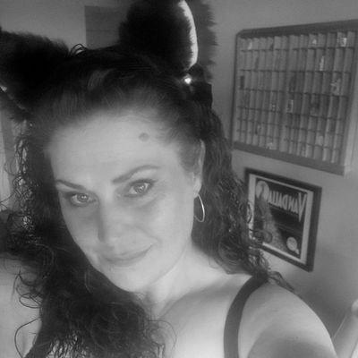 MzzKGoddess's profile picture. My back up account 
Mature, experienced and curvy Domme who loves spoiling, tributes and gifts. Age verification is a must NSFW 🔞 
https://t.co/anp1osZd31