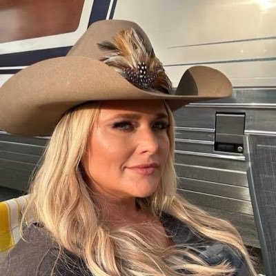 mirandalamprsn's profile picture. MAGA FAN

I LOVE AMERICA 🇺🇸
TRUMPER
#MAGA