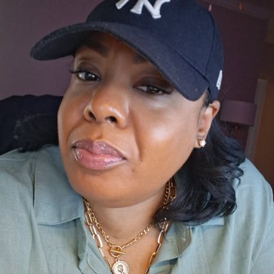 Sheflips2's profile picture. RE investor