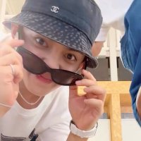 hana🌸 (@cxmxwxd17) 's Twitter Profile Photo hana🌸 (@cxmxwxd17) 's Twitter Profile Photo