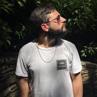 I have a love for screwtop Chardonnay & firefighters named Chuck // CM4L 🕊️🩵