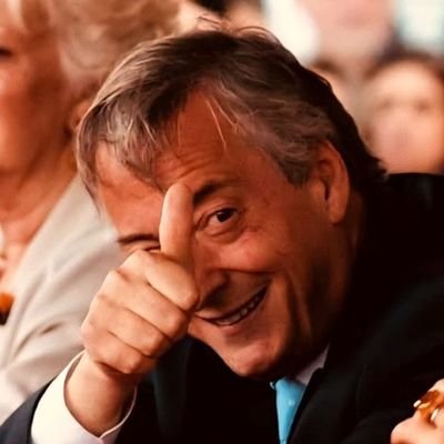 Wesito95's profile picture. Del 44% que no se comió el cuento.