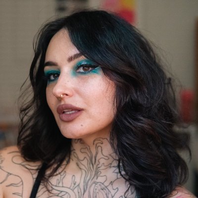illustration/ Writer / twitch partner
🖤COMICS: Soul on Hold + RYDER //ART ONLY 👉 @austenmarieArt 💌 AustenMarietv@gmail.com ♥️she/they🌈