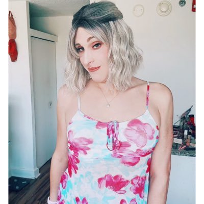 thatjadelife's profile picture. Just a simple transsexual girl trying to make her way in the galaxy 🇺🇸🏳️‍⚧️ https://t.co/8swEivPjOA