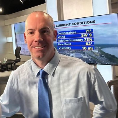 Meteorologist for @WMassNews. B.A. Broadcast Meteorology/Atmospheric Science UAlbany - 2007. Retweets are not endorsements.