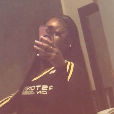 xobribriii's profile picture. 🖕🏾respectfully