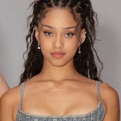 katsxnana's profile picture. new account