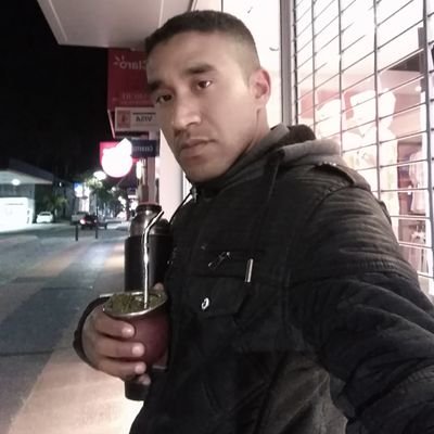estegabo92's profile picture. Deja que la noche fluya..🎵🎶🇺🇾🇺🇾🇺🇾