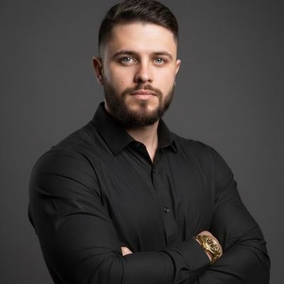 Fabianlara95's profile picture. Professional Trader, Crypto Investor, Mindset Speaker. Tweets aren't financial advice. Instagram: fabianlara14