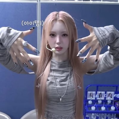 hyunju , niigo , & ifeye 🤍 | PTBR/ENG | basic dni | #1 kanamafu shipper and #1 hyunmi defender | rant: @hyunmisexo