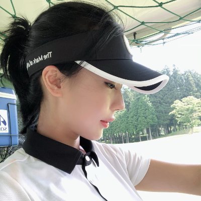 Mulewa10's profile picture. 🌸🏌️‍♀️ゴルフを楽しむ女性たちの素敵な瞬間をシェアします！⛳️✨

日々の忙しさを忘れて、自然と向き合いながら、プレーを楽しむことが大切です。これからも一緒にゴルフを楽しんで、素晴らしい思い出を作りましょう！🏌️‍♀️🌟

#ゴルフ女子 #ゴルフライフ #スポーツ #自然 #リフレッシュ