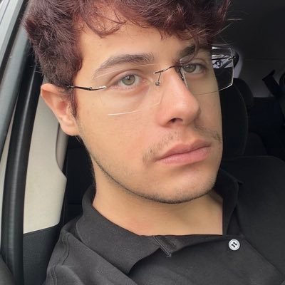 n vendo pack mas troco pix por foto do pé esporadicamente só por esporte