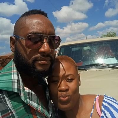 Die rooi ras: The red Breed
+263 773 550 440: +263 772 816 331
