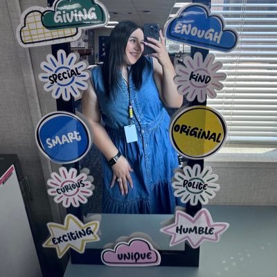 _dalialorena_'s profile picture. Teacher 👩🏻‍🏫 ✏️💕