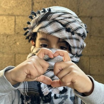 M9933B's profile picture. مُ