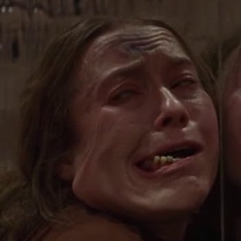 angelaprallinis's profile picture. 