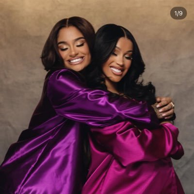 𝔩𝔦𝔩 𝔎𝔦𝔪 & 𝔠𝔞𝔯𝔡𝔦 𝔟👠🐝👑. - 𝔣𝔞𝔫 𝔞𝔠𝔠𝔬𝔲𝔫𝔱 🙏👑. 💎💎💎 ℂ𝕒𝕣𝕕𝕚 𝕟𝕠𝕥𝕚𝕔𝕖𝕕 𝕩2👠 AM I THE DRAMA? September 19th.