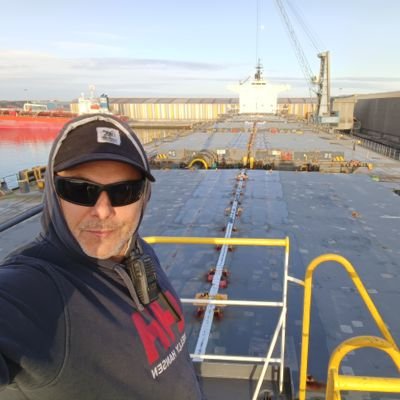 RodCorbelle's profile picture. Padre de dos niñas, Estibador Portuario y cada día más patriota revolucionario 💪Puxa Asturias