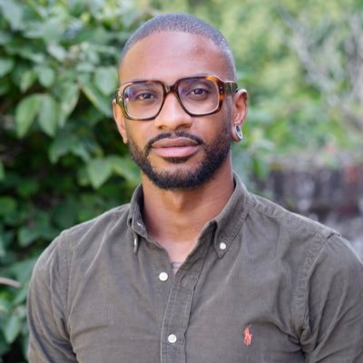 THE 392 (@OWNITLDN), YOUR SHOW (@FaberBooks), WILD EAST (@PenguinUKBooks), WHY I AM NOT A BUS DRIVER (@BadBettyPress). PhD from UEA. Agent: @PhilippaSitters.
