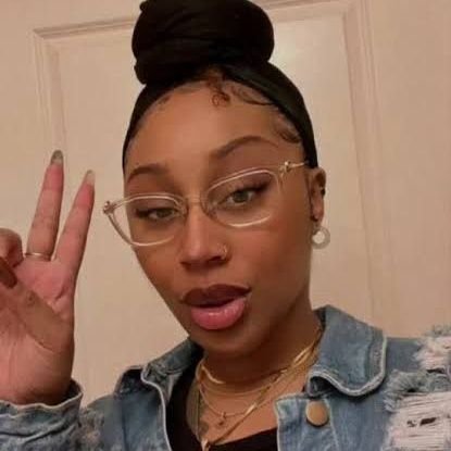 DM for your nuru massage and also available for fun 🍆🍆🍑🍑