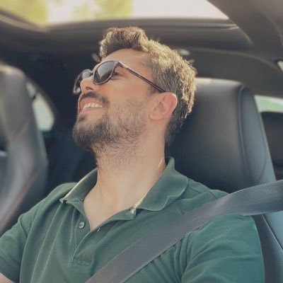 Karanlık bir yerde olduğunda gömüldüğünü düşünürsün,aslında ekilmişsin.
