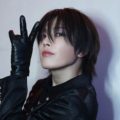 xxofr3's profile picture. Give them all that they can drink, and it will never be enough!