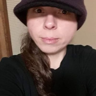 Collette982889's profile picture. 