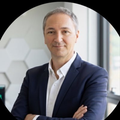 Journaliste-Producteur | Médias, IA & Transformation durable