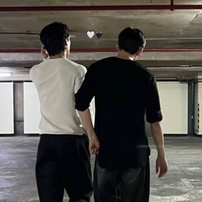 mayd20984958's profile picture. 