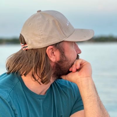 joeschaeppi's profile picture. Co-founder & CEO at Solsten / Elaris // Helping you cut through the noise by building AI that understands what people actually care about👇🥳