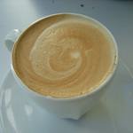 jolxq57159265's profile picture. ツイッター初級者😄｜日本の政治・世界の動き・お金の流れに興味あり🌏｜ニュース・歴史・音楽・ハワイ好き🌴｜世の中の話題や雑学を発信｜日本をさらに素敵な国に🌺