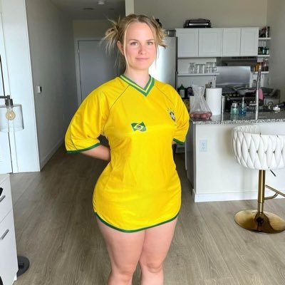 rose_count's profile picture. A caring and loving soul 💋🥰🌹🇺🇸