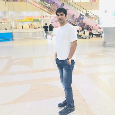 Zyvo__tti's profile picture. Peace, Love and Adventure