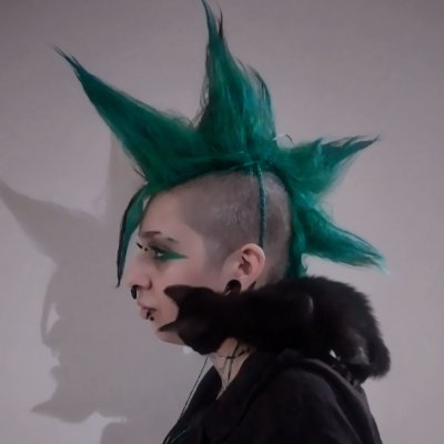 agênero - ele/dele
baixista da @busco_esposa
🤘punk 🤠 dj nas horas vagas
🖤 marido do @Alex_VNNS