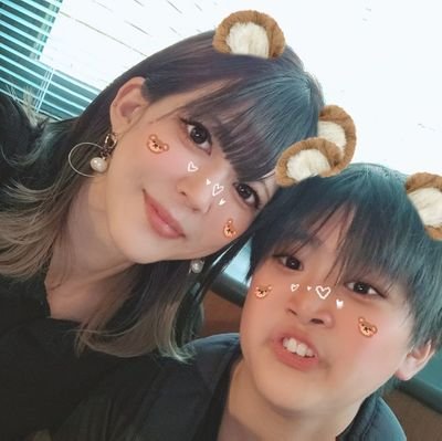 TOMOKEN722128's profile picture. ボウリングをしてる田中謙臣🧒の母。シングルで子供を支えてます。溺愛🤭毎日身体の不調で大変だけど…息子のこれからの未来の為にできることを。出会いは大切‼️感謝の気持ちを忘れずに頑張ってる人を心から応援したい🥺